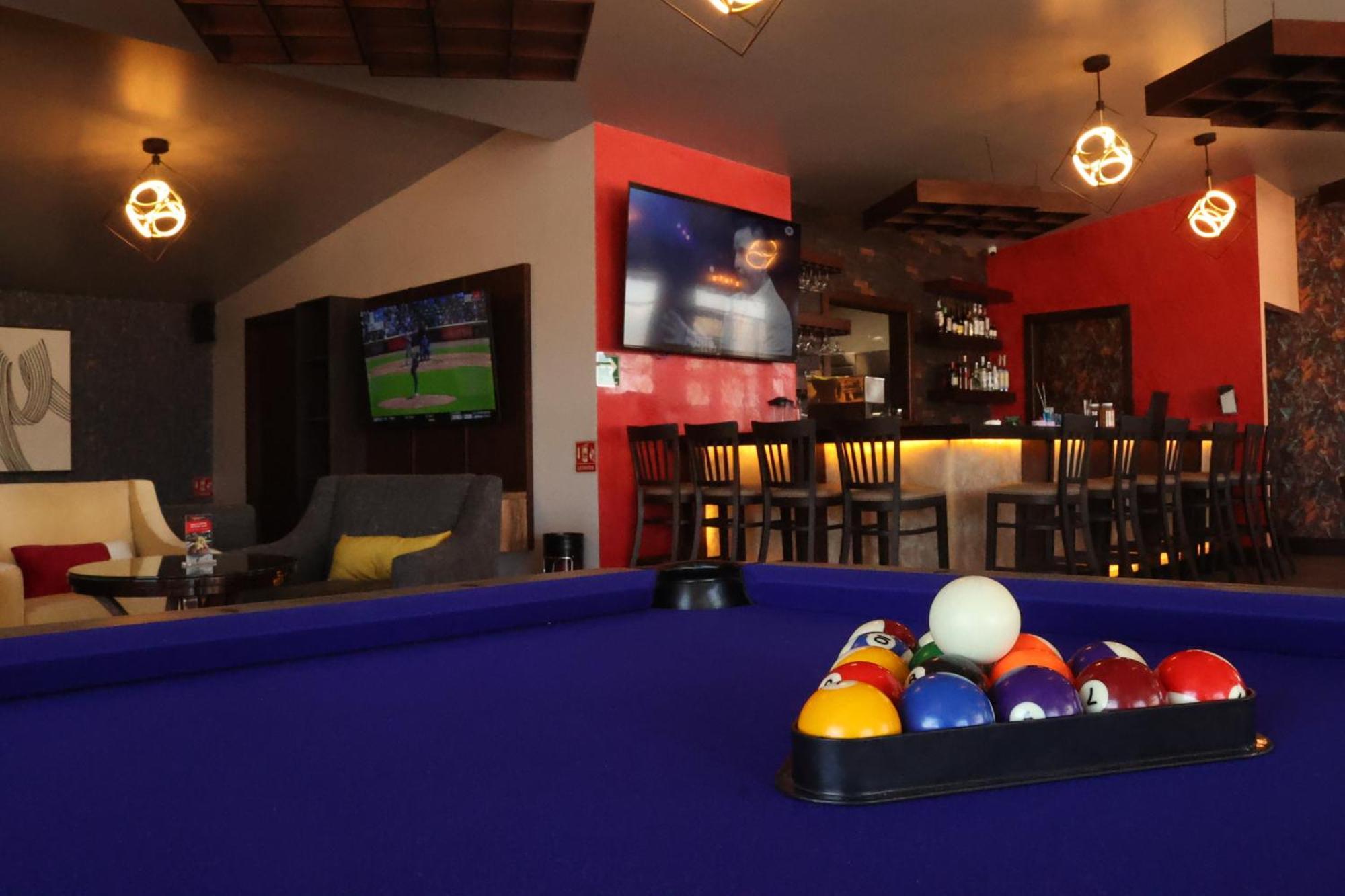 Hotel Wellintown Tijuana Buitenkant foto