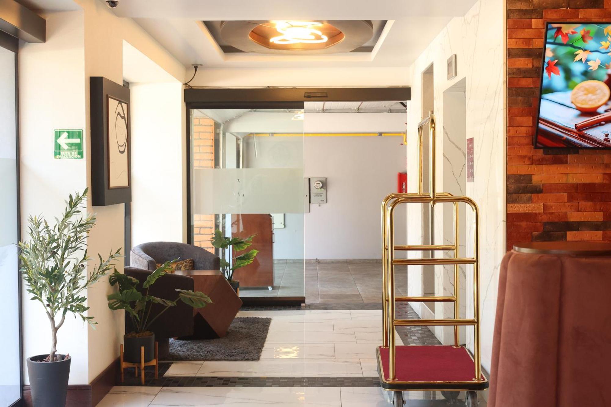 Hotel Wellintown Tijuana Buitenkant foto
